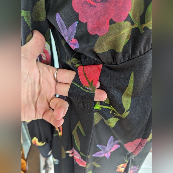 Vintage Floral Asian Dress - Picture 6 of 8